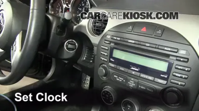 2011 Mazda MX-5 Miata Grand Touring 2.0L 4 Cyl. Horloge Régler l'horloge